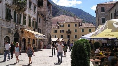 Russians continue to holiday in Montenegro despite warnings from Russian foreign ministry